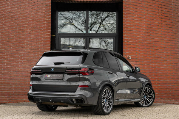 BMW X5 xDrive50e M-Sport Pro 490pk M-Seats 'Tartufo' Pano