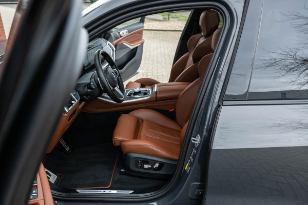 BMW X5 xDrive50e M-Sport Pro 490pk M-Seats 'Tartufo' Pano