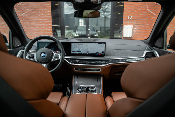 BMW X5 xDrive50e M-Sport Pro 490pk M-Seats 'Tartufo' Pano