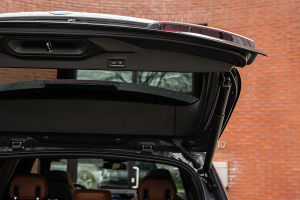 BMW X5 xDrive50e M-Sport Pro 490pk M-Seats 'Tartufo' Pano