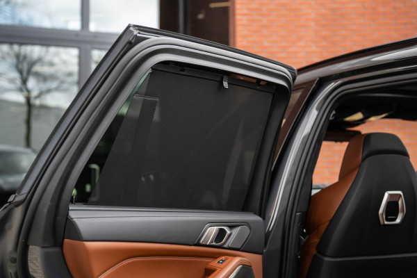 BMW X5 xDrive50e M-Sport Pro 490pk M-Seats 'Tartufo' Pano