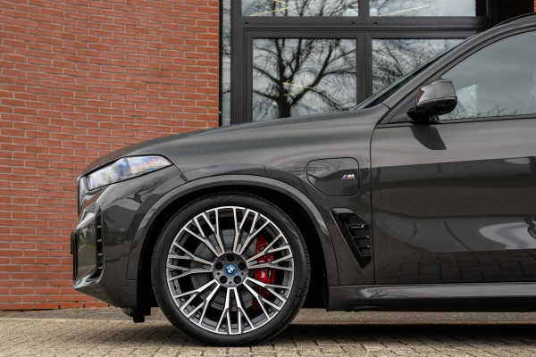 BMW X5 xDrive50e M-Sport Pro 490pk M-Seats 'Tartufo' Pano