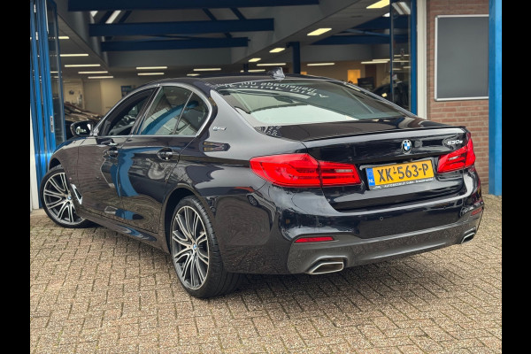 BMW 5 Serie 530e M-Pakket 2019 NAVI LEDER CAMERA LM NAP!