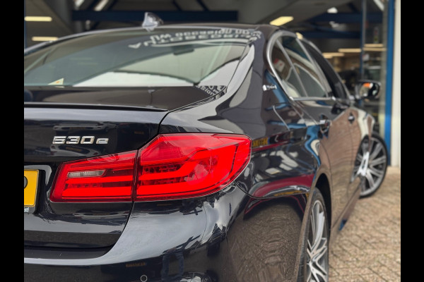 BMW 5 Serie 530e M-Pakket 2019 NAVI LEDER CAMERA LM NAP!