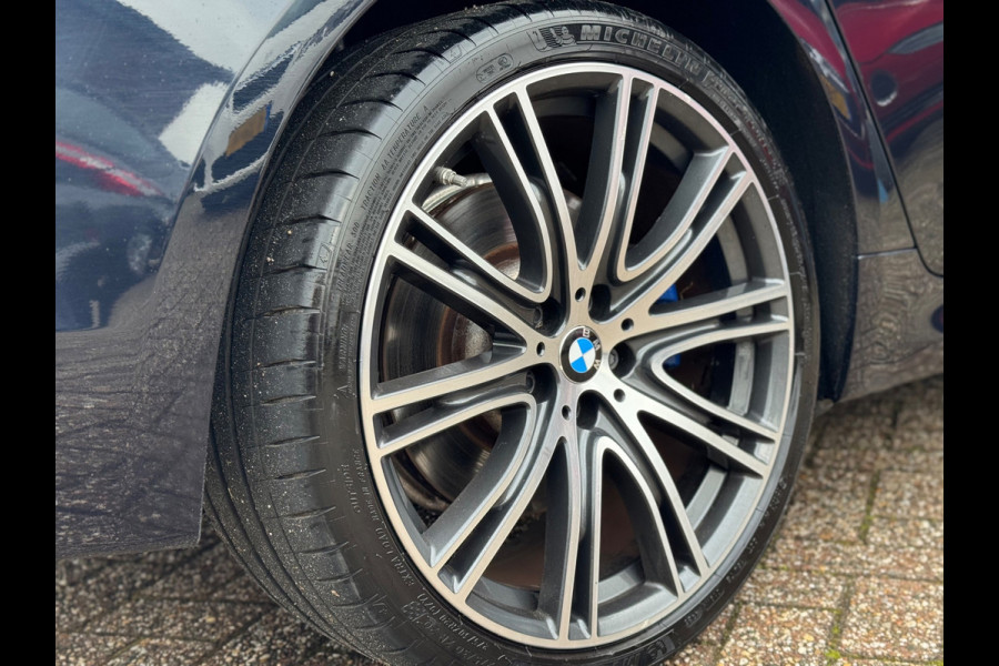 BMW 5 Serie 530e M-Pakket 2019 NAVI LEDER CAMERA LM NAP!