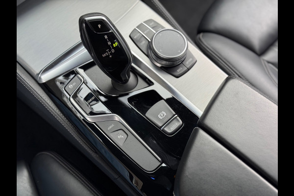 BMW 5 Serie 530e M-Pakket 2019 NAVI LEDER CAMERA LM NAP!