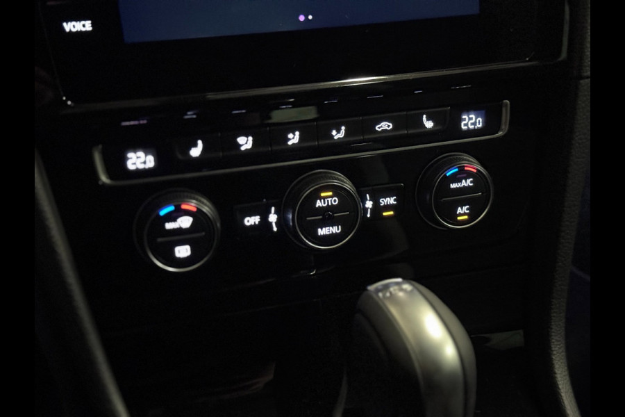 Volkswagen Golf 1.5 TSI R-LINE NAP | PANO | VIRTUAL | LED | KEYLESS | VOL!