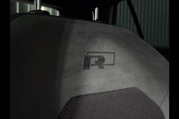 Volkswagen Golf 1.5 TSI R-LINE NAP | PANO | VIRTUAL | LED | KEYLESS | VOL!