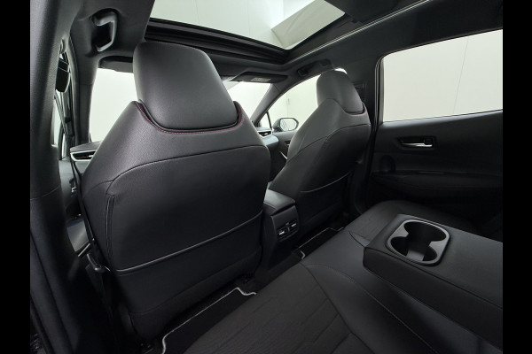 Toyota Corolla ''Gereserveerd'' 2.0I 184 PK Hybride AUT. Trekhaak Pano-Dak Camera Adaptive-Cruise Apple Carplay Android Stoel+Stuurverwarming Navi* Ecc JBL®-Aud Led Privacy Glas Lane Assist Regen-Lichtsensor Keyless Voorruit Verwarmbaar Dodehoekdetectie Zeer compleet!