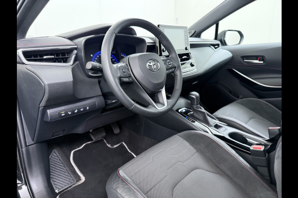Toyota Corolla ''Gereserveerd'' 2.0I 184 PK Hybride AUT. Trekhaak Pano-Dak Camera Adaptive-Cruise Apple Carplay Android Stoel+Stuurverwarming Navi* Ecc JBL®-Aud Led Privacy Glas Lane Assist Regen-Lichtsensor Keyless Voorruit Verwarmbaar Dodehoekdetectie Zeer compleet!