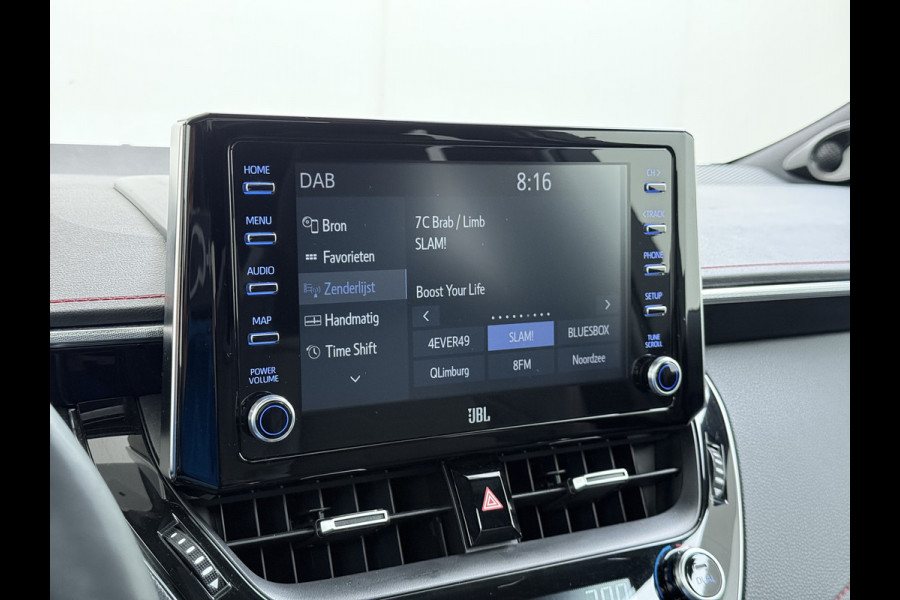 Toyota Corolla ''Gereserveerd'' 2.0I 184 PK Hybride AUT. Trekhaak Pano-Dak Camera Adaptive-Cruise Apple Carplay Android Stoel+Stuurverwarming Navi* Ecc JBL®-Aud Led Privacy Glas Lane Assist Regen-Lichtsensor Keyless Voorruit Verwarmbaar Dodehoekdetectie Zeer compleet!