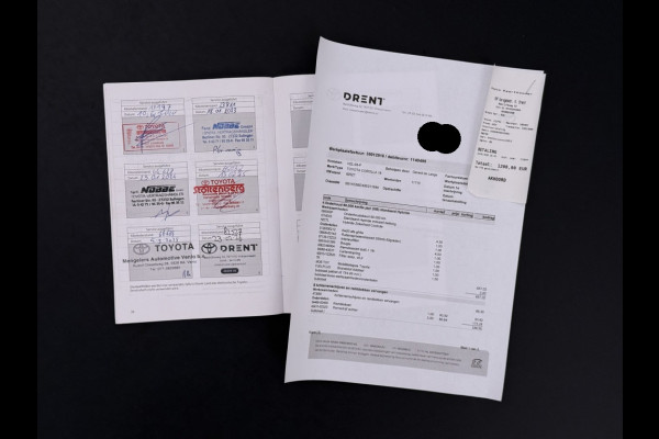 Toyota Corolla ''Gereserveerd'' 2.0I 184 PK Hybride AUT. Trekhaak Pano-Dak Camera Adaptive-Cruise Apple Carplay Android Stoel+Stuurverwarming Navi* Ecc JBL®-Aud Led Privacy Glas Lane Assist Regen-Lichtsensor Keyless Voorruit Verwarmbaar Dodehoekdetectie Zeer compleet!