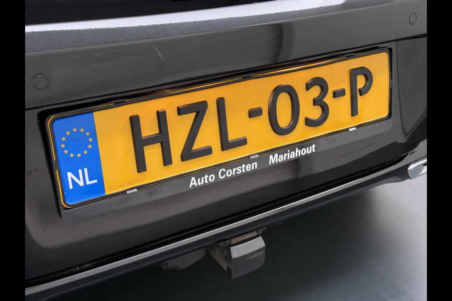 Toyota Corolla ''Gereserveerd'' 2.0I 184 PK Hybride AUT. Trekhaak Pano-Dak Camera Adaptive-Cruise Apple Carplay Android Stoel+Stuurverwarming Navi* Ecc JBL®-Aud Led Privacy Glas Lane Assist Regen-Lichtsensor Keyless Voorruit Verwarmbaar Dodehoekdetectie Zeer compleet!