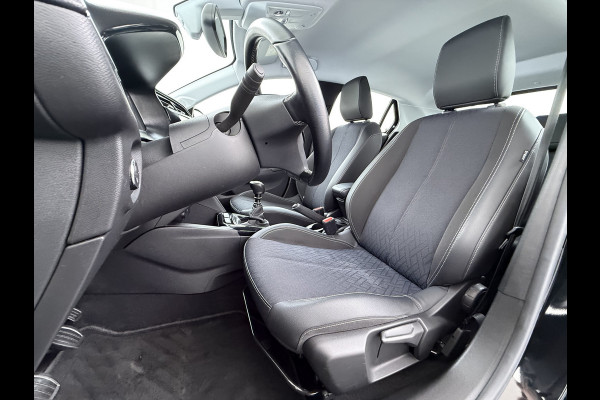 Opel Corsa 1.2T 101PK Navi PDC-a+v 360°Camera Airco Apple Carplay Android 1/2 LeerCruise Control Pdc Elegance Distributie bij 91.000km vervangen! Lane Assist Isofix Led Regen-Lichtsensor Lmv Chroompakket 1e Eigenaar Origineel Nederlandse Auto Incl. volledige onderhoudshistorie € 22.000 nieuw