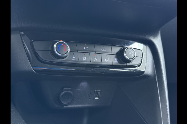 Opel Corsa 1.2T 101PK Navi PDC-a+v 360°Camera Airco Apple Carplay Android 1/2 LeerCruise Control Pdc Elegance Distributie bij 91.000km vervangen! Lane Assist Isofix Led Regen-Lichtsensor Lmv Chroompakket 1e Eigenaar Origineel Nederlandse Auto Incl. volledige onderhoudshistorie € 22.000 nieuw