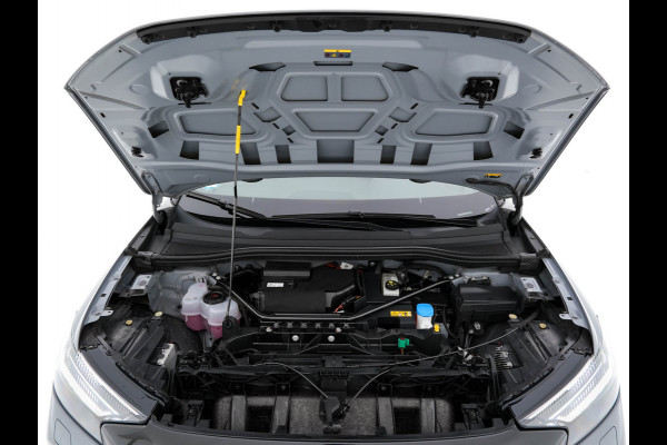 Audi Q4 e-tron 40 S-line Launch edition Competition 77 kWh [ 3-Fase-11kW ] {SOH-93%} (INCL-BTW) *HEATPUMP | LEATHER-FABRIC | SONOS-AUDIO | MATRIX-LED | ADAPTIVE-CRUISE | HEATED-SPORTSEATS | AMBIENTLIGHT | DIGI-COCKPIT | CAMERA | KEYLESS | DAB+ | NAVI-FULLMAP | TOWBAR | 21"ALU