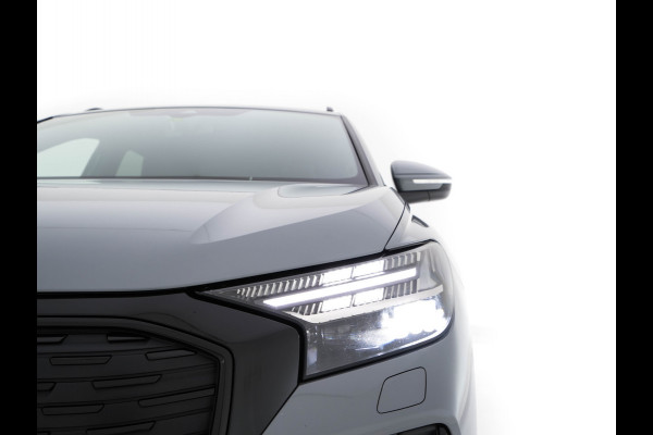 Audi Q4 e-tron 40 S-line Launch edition Competition 77 kWh [ 3-Fase-11kW ] {SOH-93%} (INCL-BTW) *HEATPUMP | LEATHER-FABRIC | SONOS-AUDIO | MATRIX-LED | ADAPTIVE-CRUISE | HEATED-SPORTSEATS | AMBIENTLIGHT | DIGI-COCKPIT | CAMERA | KEYLESS | DAB+ | NAVI-FULLMAP | TOWBAR | 21"ALU