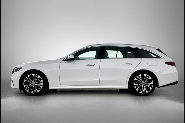 Mercedes-Benz E-Klasse Estate 300 e Luxury Line Plug-In Hybride Trekhaak | Rijassistentiepakket plus | Parkeerpakket met 360°-camera | Distronic | Sfeerverlichting. Inclusief 24 maanden Mercedes-Benz Certified garantie voor Europa.