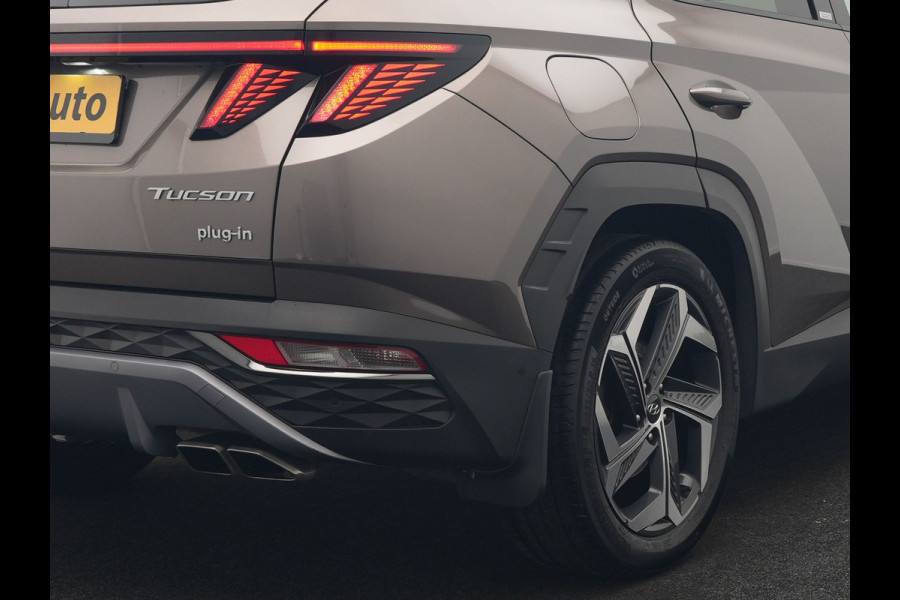 Hyundai Tucson 1.6 T-GDI Premium 4WD PHEV 265pk Dealer O.H. | Trekhaak Afn. | Adaptive Cruise | 360 Camera | Krell Premium Sound | Lederen Sportstoelen Memory & Ventilatie | Keyless | Apple Carplay | Stoelen & Stuur Verwarmd | Navigatie | DAB | Plug In Hybrid