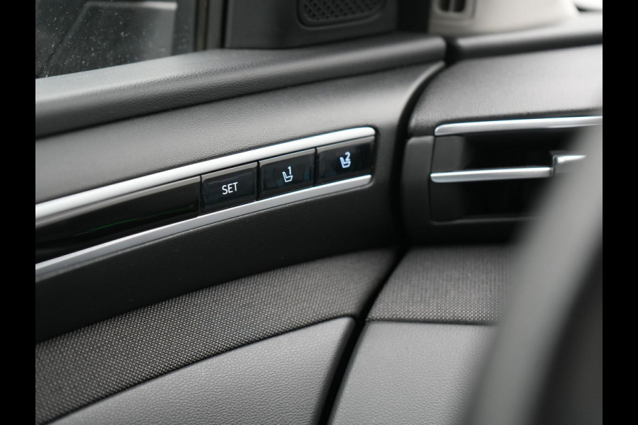 Hyundai Tucson 1.6 T-GDI Premium 4WD PHEV 265pk Dealer O.H. | Trekhaak Afn. | Adaptive Cruise | 360 Camera | Krell Premium Sound | Lederen Sportstoelen Memory & Ventilatie | Keyless | Apple Carplay | Stoelen & Stuur Verwarmd | Navigatie | DAB | Plug In Hybrid