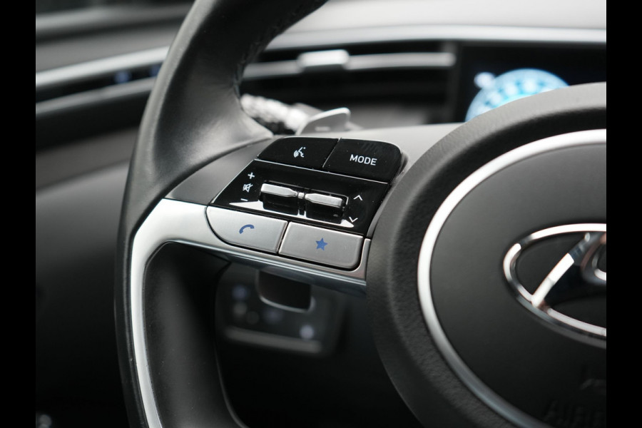Hyundai Tucson 1.6 T-GDI Premium 4WD PHEV 265pk Dealer O.H. | Trekhaak Afn. | Adaptive Cruise | 360 Camera | Krell Premium Sound | Lederen Sportstoelen Memory & Ventilatie | Keyless | Apple Carplay | Stoelen & Stuur Verwarmd | Navigatie | DAB | Plug In Hybrid