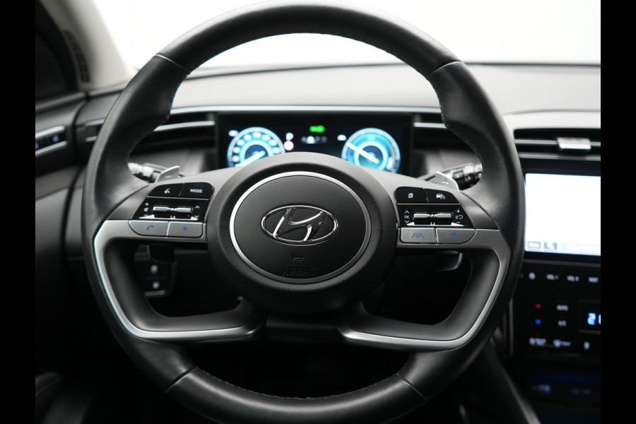 Hyundai Tucson 1.6 T-GDI Premium 4WD PHEV 265pk Dealer O.H. | Trekhaak Afn. | Adaptive Cruise | 360 Camera | Krell Premium Sound | Lederen Sportstoelen Memory & Ventilatie | Keyless | Apple Carplay | Stoelen & Stuur Verwarmd | Navigatie | DAB | Plug In Hybrid