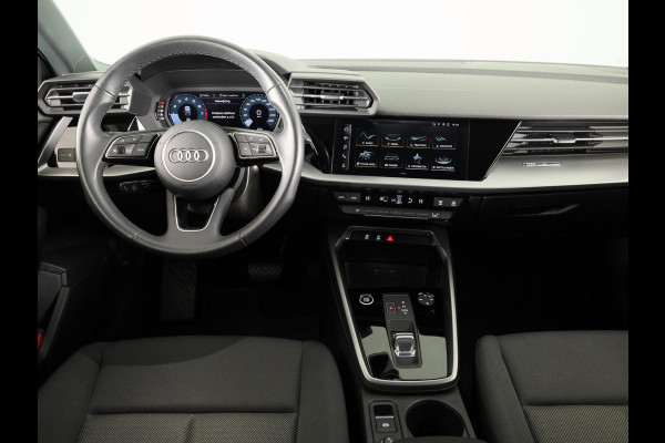 Audi A3 Sportback 30 TFSI Pro Line 110pk S-Tronic | Verlengde garantie | Navigatie via App | Parkeersensoren
