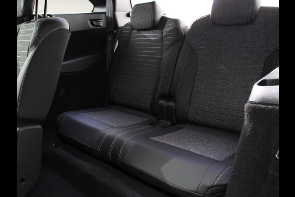 Peugeot 5008 1.2 Hybrid 145pk Automaat Allure 7p | DEMO ! | Navigatie | Apple Carplay/Android Auto | Camera | Climate control | Dab | Led | Keyless start | Lichtmetalen Velgen | Parkeer sensoren