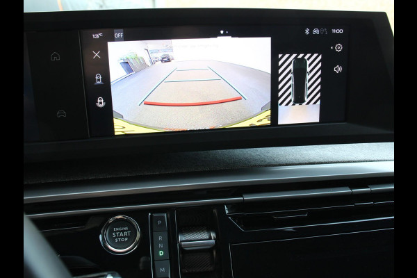 Peugeot 5008 1.2 Hybrid 145pk Automaat Allure 7p | DEMO ! | Navigatie | Apple Carplay/Android Auto | Camera | Climate control | Dab | Led | Keyless start | Lichtmetalen Velgen | Parkeer sensoren