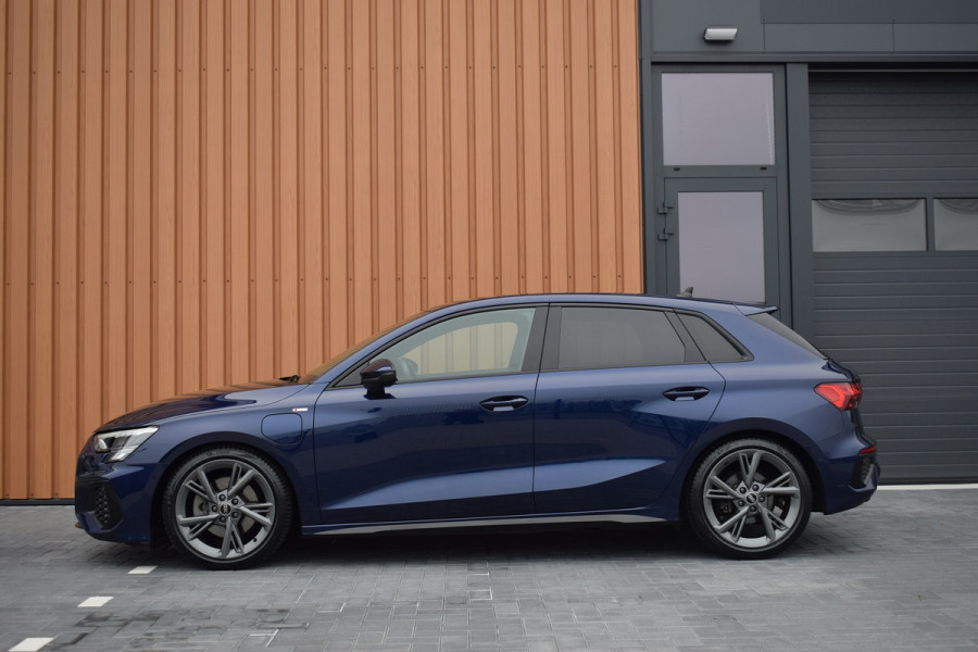 Audi A3 Sportback 40 TFSI e S-line | S-zetels | LED | Keyless | 18"