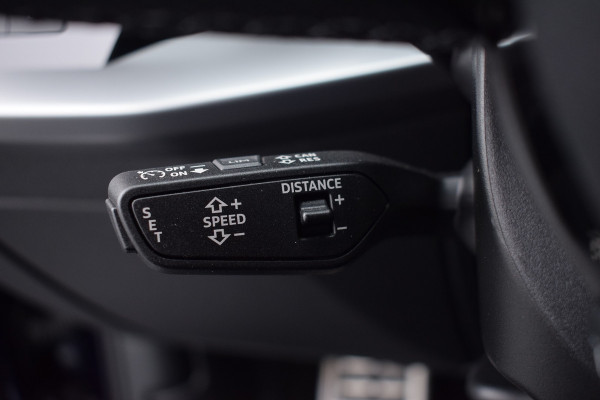 Audi A3 Sportback 40 TFSI e S-line | S-zetels | LED | Keyless | 18"