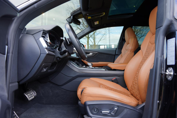 Audi RSQ8 4.0 TFSI Quattro Keramische Remmen / Leder Terracotta