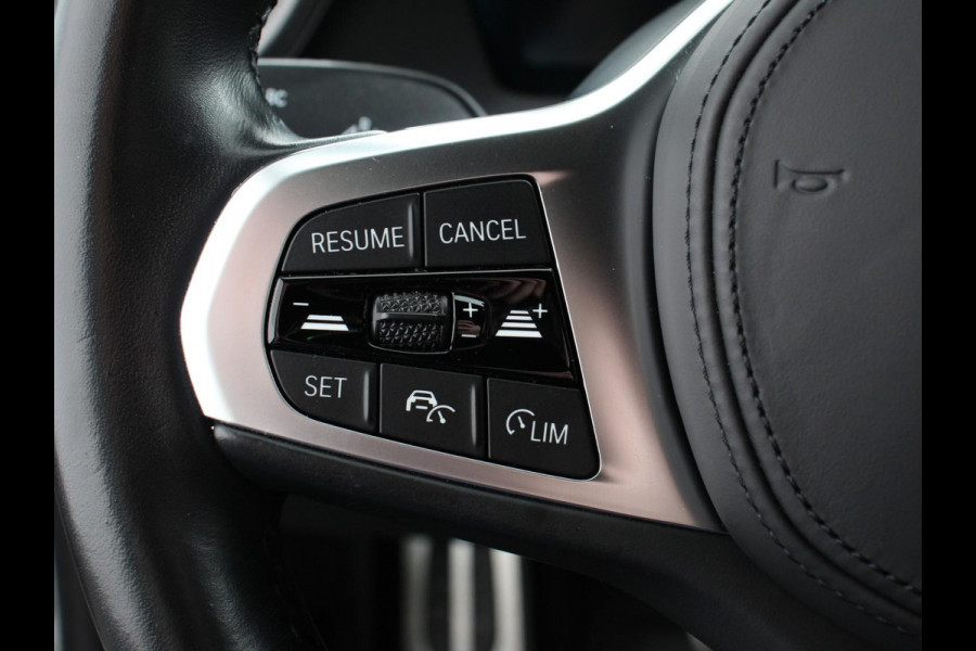 BMW 1-serie 118i M-Sport Automaat | Digitale Cockpit | Climate control | Stoel verwarming | LED | Sfeer verlichting | Lichtmetalen velgen | Navigatie | Apple carplay/ Android auto | Parkeersensoren