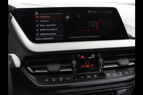 BMW 1-serie 118i M-Sport Automaat | Digitale Cockpit | Climate control | Stoel verwarming | LED | Sfeer verlichting | Lichtmetalen velgen | Navigatie | Apple carplay/ Android auto | Parkeersensoren