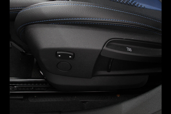 BMW 1-serie 118i M-Sport Automaat | Digitale Cockpit | Climate control | Stoel verwarming | LED | Sfeer verlichting | Lichtmetalen velgen | Navigatie | Apple carplay/ Android auto | Parkeersensoren