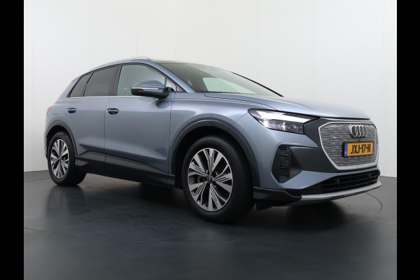 Audi Q4 e-tron 40 Launch edition Advanced Plus 77 kWh VAN € 33.900,- VOOR € 30.877,- UW LENTEVOORDEEL € 3.023,-! | SOH 92% | S-LINE INTERIEUR | PANORAMADAK | STOELVERWARMING | ELEKTRISCHE ACHTERKLEP | LUXE BEKLEDING | RIJKLAAR MET 12 MND BOVAG GARANTIE