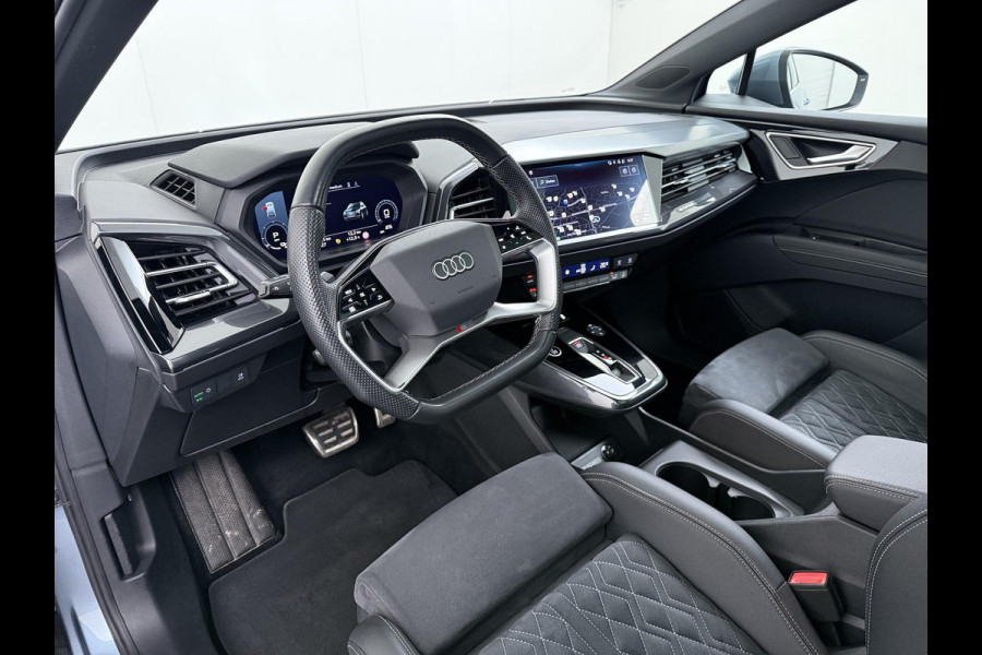 Audi Q4 e-tron 40 Launch edition Advanced Plus 77 kWh VAN € 33.900,- VOOR € 30.877,- UW LENTEVOORDEEL € 3.023,-! | SOH 92% | S-LINE INTERIEUR | PANORAMADAK | STOELVERWARMING | ELEKTRISCHE ACHTERKLEP | LUXE BEKLEDING | RIJKLAAR MET 12 MND BOVAG GARANTIE