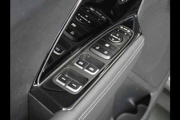 Kia Niro 1.6 GDi PHEV ExecutiveLine Airco - Apple Carplay/Android Auto - Cruise Control Adaptief - Glazen Schuifkantel Dak - Stuur/Stoel Verwarming - Stoel Verkoeling - Virena Zekerheidspakket € 895,-