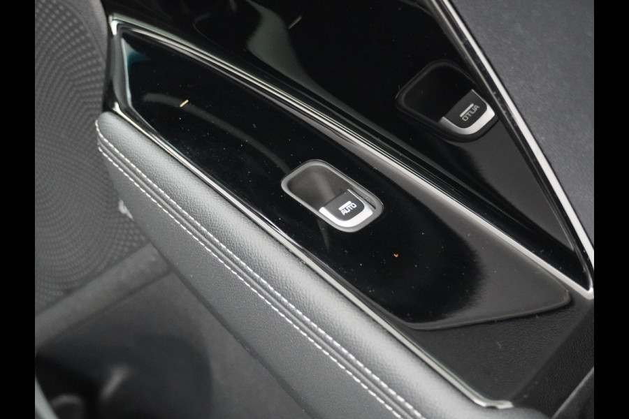 Kia Niro 1.6 GDi PHEV ExecutiveLine Airco - Apple Carplay/Android Auto - Cruise Control Adaptief - Glazen Schuifkantel Dak - Stuur/Stoel Verwarming - Stoel Verkoeling - Virena Zekerheidspakket € 895,-