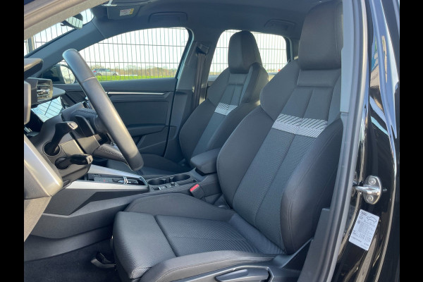 Audi A3 Sportback 30 TFSI Advanced edition | PDC | Carplay | Navi | Cruise Control |