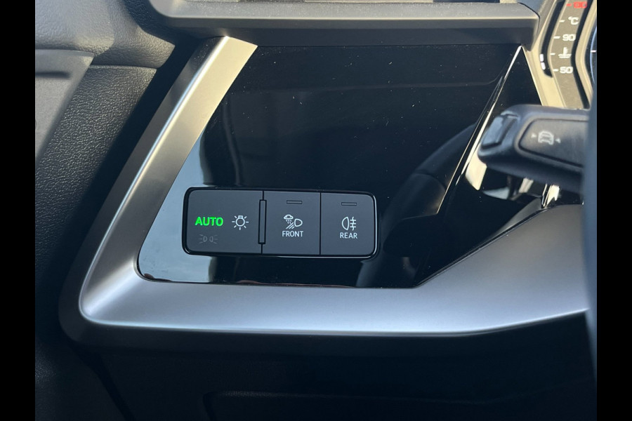 Audi A3 Sportback 30 TFSI Advanced edition | PDC | Carplay | Navi | Cruise Control |