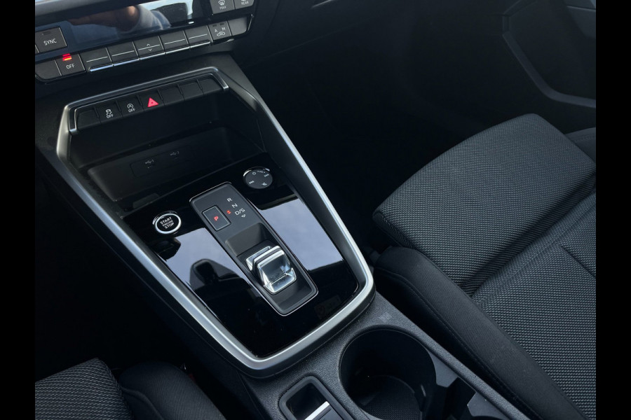 Audi A3 Sportback 30 TFSI Advanced edition | PDC | Carplay | Navi | Cruise Control |