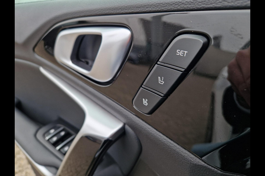 Kia Ceed Sportswagon 1.5 T-GDi GT-PlusLine Automaat | Trekhaak | Hulpveren | Stoelverwarming | JBL |