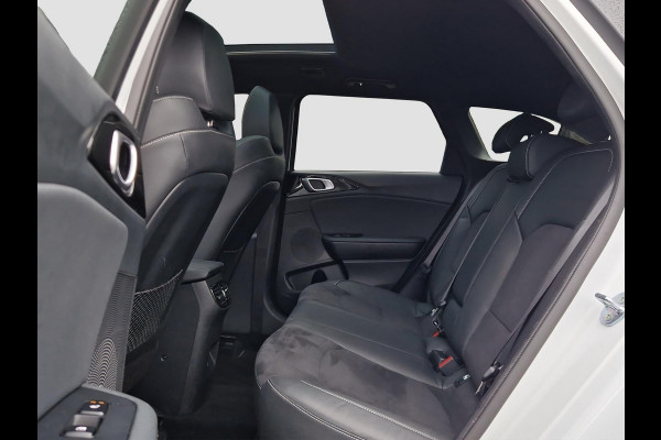 Kia Ceed Sportswagon 1.5 T-GDi GT-PlusLine Automaat | Trekhaak | Hulpveren | Stoelverwarming | JBL |
