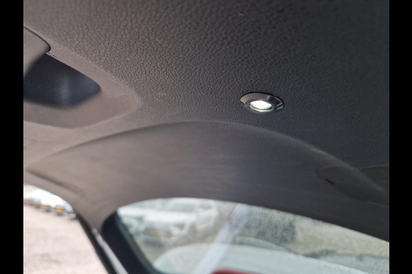 Kia Ceed Sportswagon 1.5 T-GDi GT-PlusLine Automaat | Trekhaak | Hulpveren | Stoelverwarming | JBL |