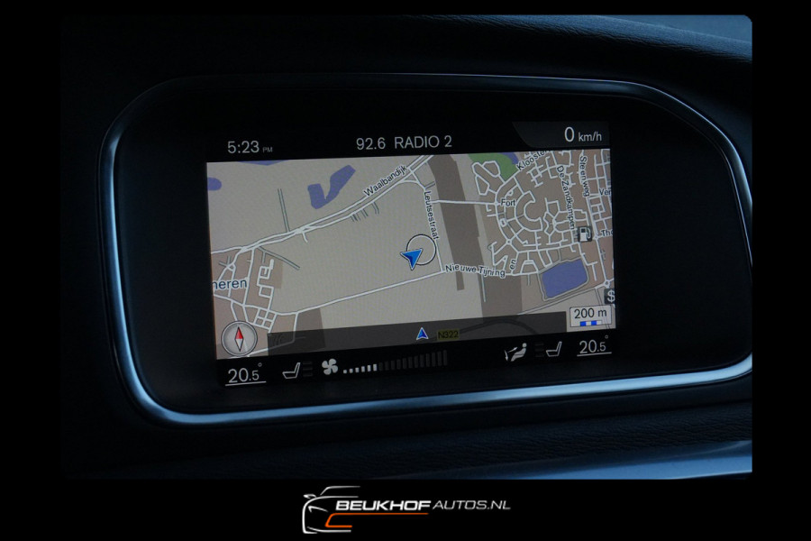 Volvo V40 1.5 T3 Polar+ Sport Pano Leer Cruise Xenon Led Cam