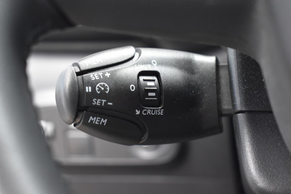 Citroën C3 1.2 PureTech S&S 100PK Aut. Shine | Panodak | Carplay | Cruise | PDC | Incl. garantie