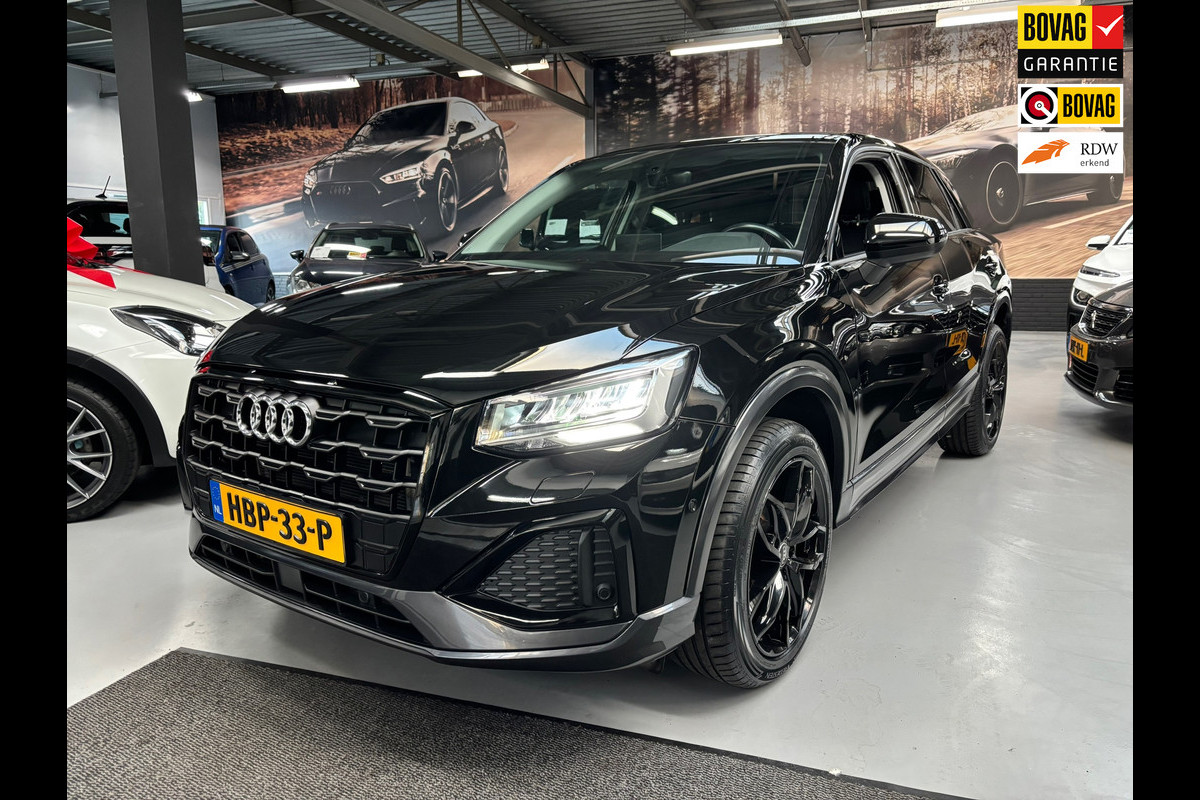 Audi Q2 35 TFSI S Edition / Camera / Navi / 18 inch