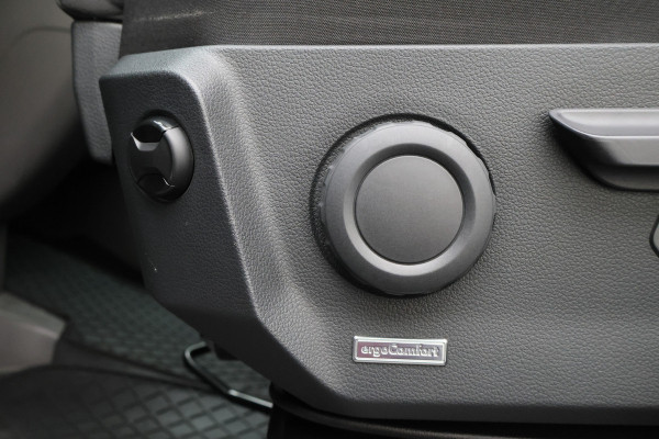 MAN TGE 35 2.0 TDI L3H3 DSG DC 7-persoons Climate, Camera, Cruise, Apple Carplay, PDC, DAB, Trekhaak, 18''