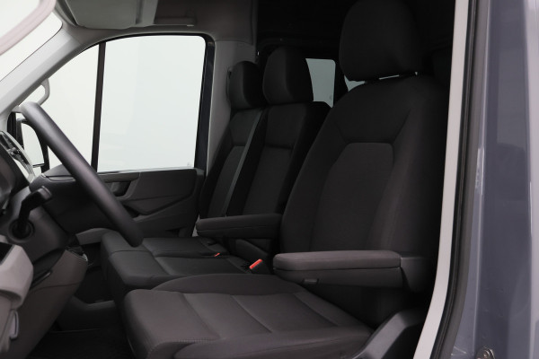 MAN TGE 35 2.0 TDI L3H3 DSG DC 7-persoons Climate, Camera, Cruise, Apple Carplay, PDC, DAB, Trekhaak, 18''